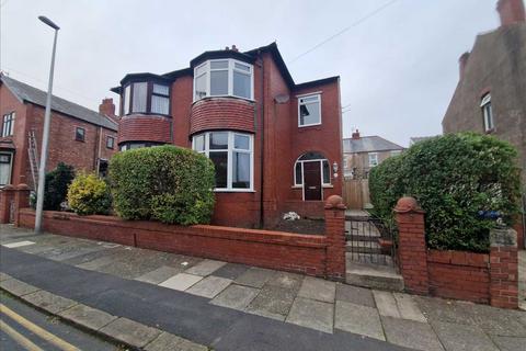 3 bedroom house to rent, Portland Road, Blackpool, Blackpool