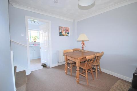 2 bedroom house to rent, The Gallops, Malton YO17