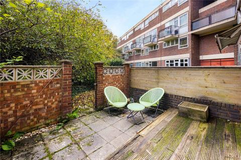 2 bedroom maisonette for sale, Burley House, Walter Terrace, London, E1