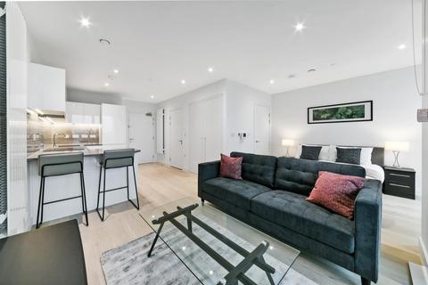 Studio to rent, Liner House, Royal Wharf, London, E16