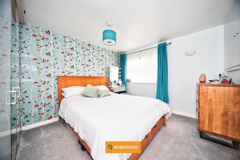 14 Campania Grove, Luton, LU3 4DD