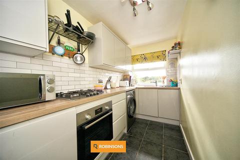 1 bedroom flat for sale, Campania Grove, Luton