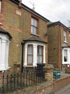 4 bedroom terraced house to rent, Hardman Road, KT2