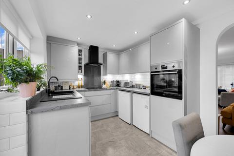 45 Netherfield, Widnes, WA8 8BY