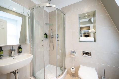 2 bedroom flat to rent, Bow Lane, St Pauls, London, EC4M