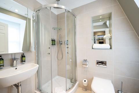 2 bedroom flat to rent, Bow Lane, St Pauls, London, EC4M