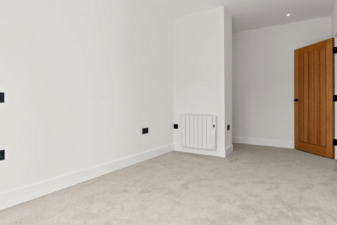 2 bedroom apartment to rent, New Street, Jersey JE4