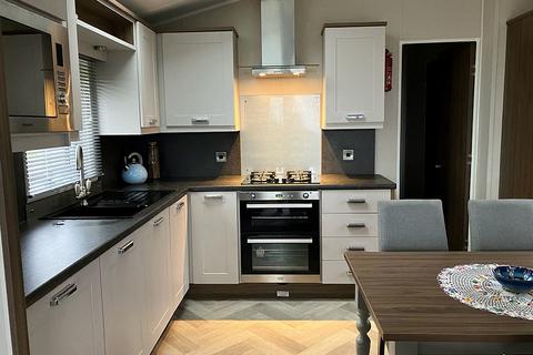 undefined, Seven Springs Lodge Park, Llanon SY23