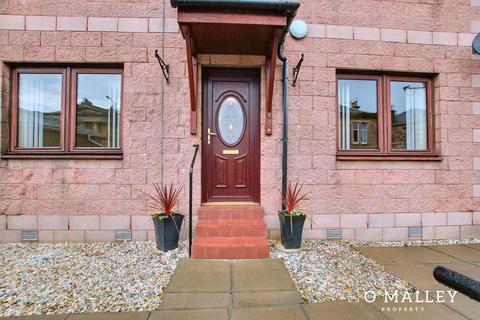 2 bedroom ground floor flat to rent, Church Street, Alloa