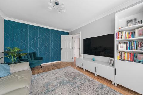 16 Macdowall Road, Guildford, GU2 9LD