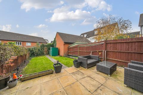 16 Macdowall Road, Guildford, GU2 9LD