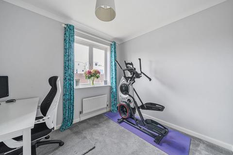 16 Macdowall Road, Guildford, GU2 9LD