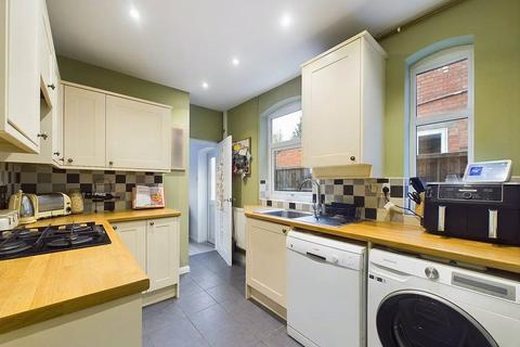 3 bedroom end of terrace house for sale, Wylds Lane, Worcester, Worcestershire, WR5