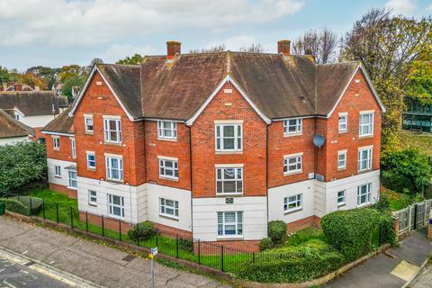 2 bedroom flat for sale, Cedar Avenue West, Chelmsford