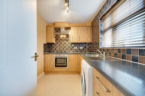 2 bedroom flat for sale, Cedar Avenue West, Chelmsford