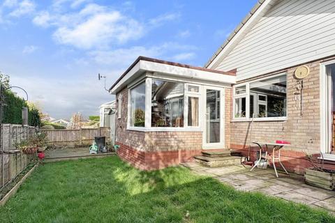 3 bedroom detached bungalow for sale, Holcombe Avenue, Llandrindod Wells, LD1