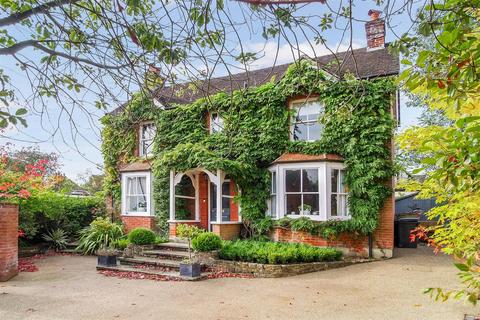 3 bedroom detached house for sale, St. Christophers Road, Haslemere