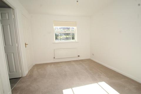 2 bedroom flat to rent, Allerton Park, Chapel Allerton, Leeds, LS7