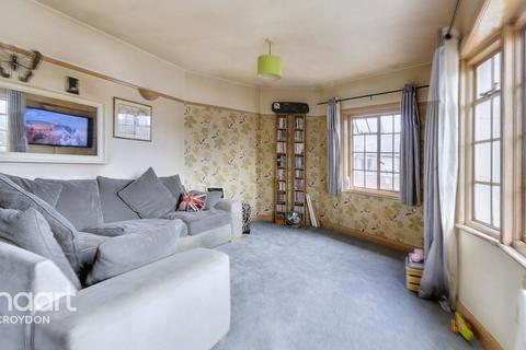 1 bedroom flat for sale, Brighton Road, South Croydon