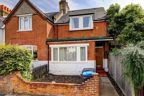 4 bedroom terraced house to rent, Portland Road, KT1