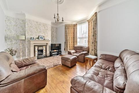 4 bedroom terraced house for sale, Birkhall Road, London, SE6 1TE