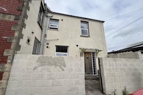 4 bedroom semi-detached house to rent, Horfield, Bristol BS7