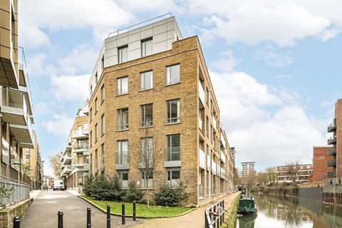 2 bedroom flat to rent, St. Annes Street, London E14