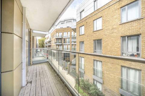 2 bedroom flat to rent, St. Annes Street, London E14