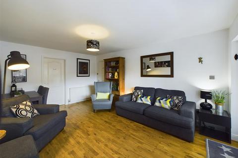 2 bedroom flat for sale, Canal Terrace, Paisley PA1