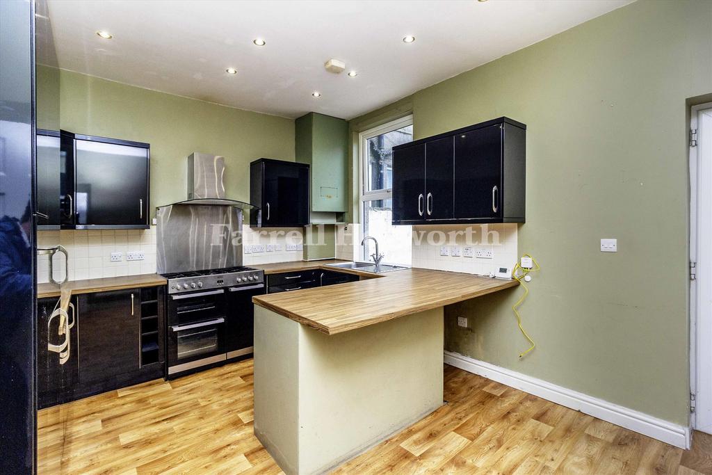 Kitchen dining room