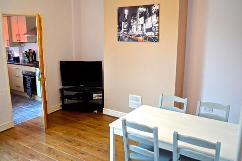 undefined, Lincoln LN1