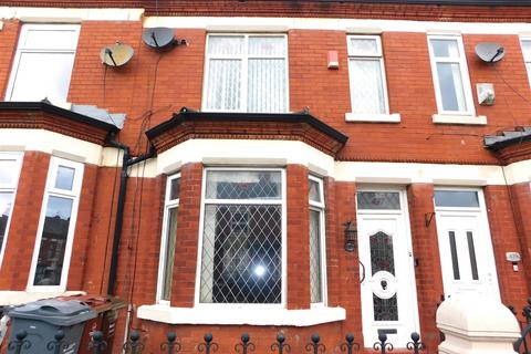 3 bedroom terraced house to rent, Moston Lane, Manchester