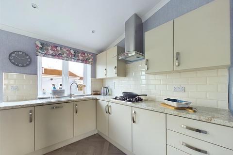 2 bedroom park home for sale, Pinewood Park, Warren Road, Louth LN11