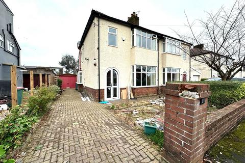 3 bedroom semi-detached house to rent, Woodlands Drive, Preston PR2