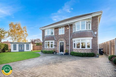 4 bedroom detached house for sale, Stonehill Rise, Doncaster