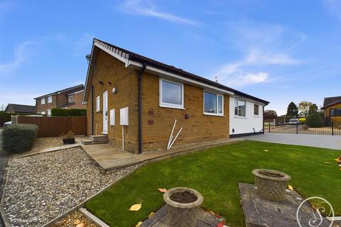 1 bedroom bungalow for sale, Barnard Way, Leeds