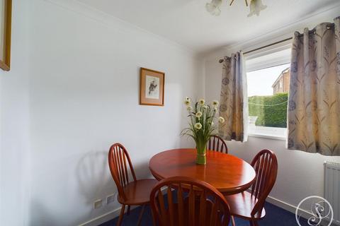 40 Barnard Way, Leeds, LS15 8UX