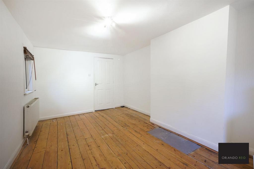 54b Solon Road - RRm MP6 R85 EGgn HKTr Dg F.jpg
