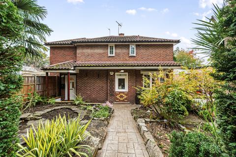 3 bedroom end of terrace house for sale, WOKING