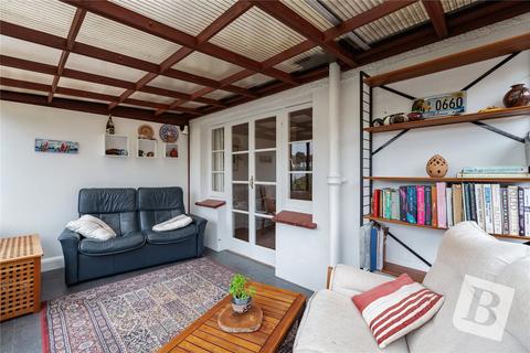 95 Hall Road, Northfleet, Gravesend, DA11 8AL