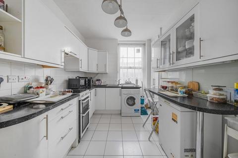 2 bedroom maisonette for sale, Garden Road, St John's Wood