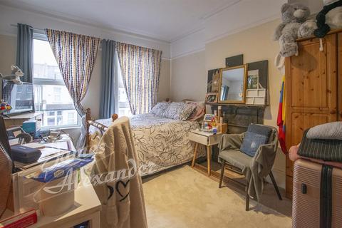 46 Langdale Road, Thornton Heath, CR7 7PP