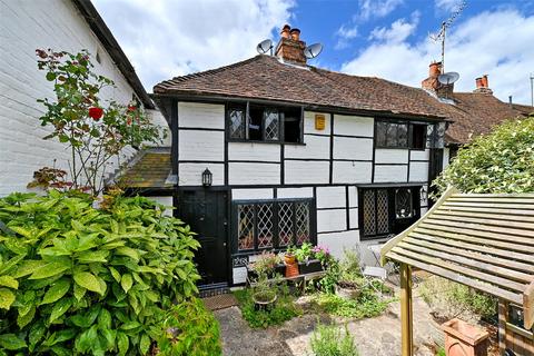 1 bedroom terraced house to rent, New Street, Henley-on-Thames, Oxfordshire, RG9