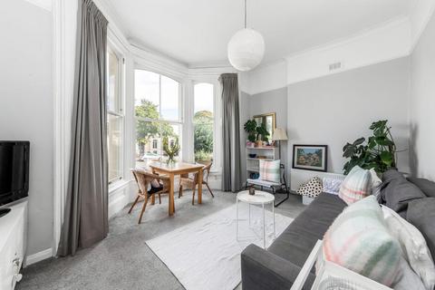 2 bedroom apartment for sale, Park Hall Road, Dulwich