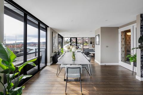 4 bedroom penthouse for sale, Bristol Harbourside, Bristol, BS1