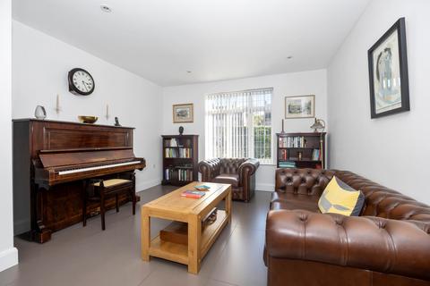 4 bedroom link detached house for sale, Oaklands Avenue, Esher, Surrey, KT10