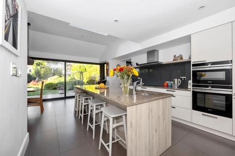 4 bedroom link detached house for sale, Oaklands Avenue, Esher, Surrey, KT10