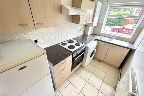 1 bedroom flat to rent, Weyhill Close, Wolverhampton WV9