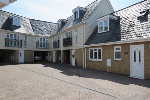 2 bedroom house to rent, Willow Mews, Herne Bay