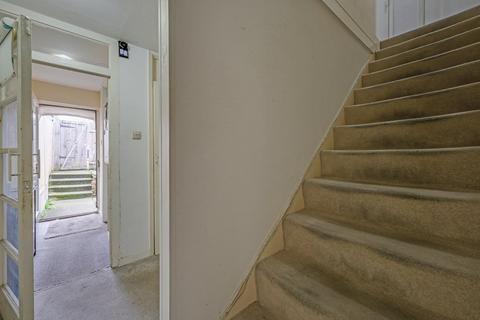 3 bedroom terraced house for sale, Sancroft Close, London, NW2